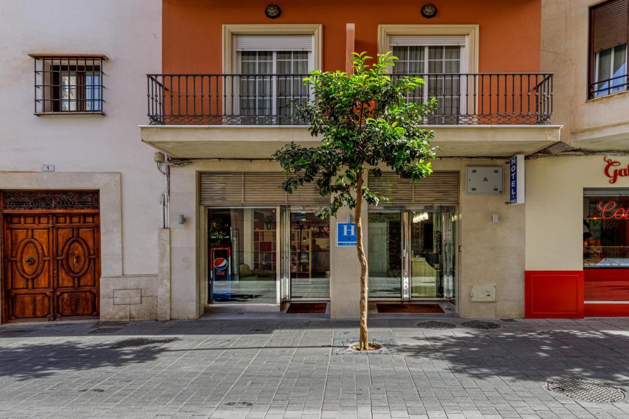 Hotel Trebol Malaga Exterior photo